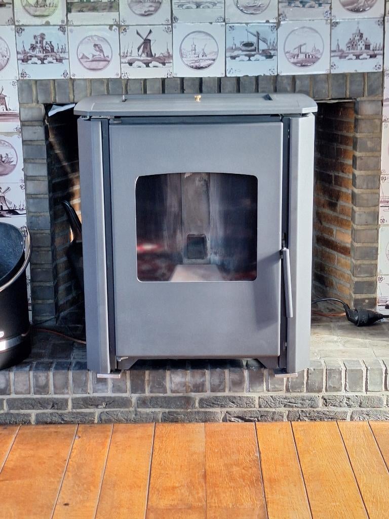 Palletkachel Duroflame, Huis en Inrichting, Ophalen, Zo goed als nieuw, Vrijstaand, Pelletkachel