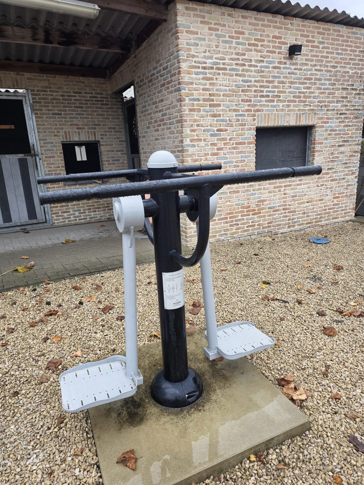 Buiten fitness toestellen, Ophalen, Zo goed als nieuw