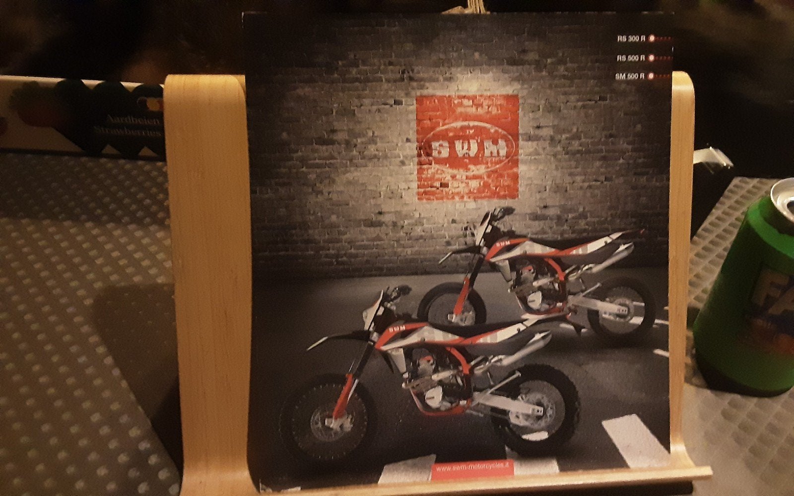 swm brochure rs 300 r rs 500 r sm 500r, Enlèvement ou Envoi