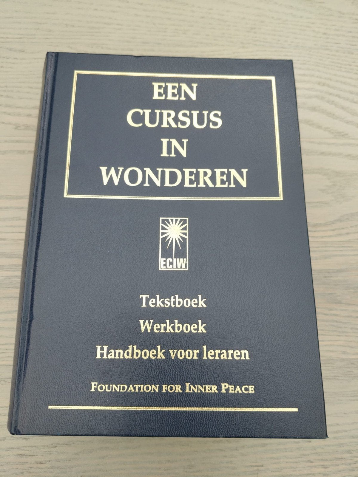 Een cursus in wonderen., Ophalen
