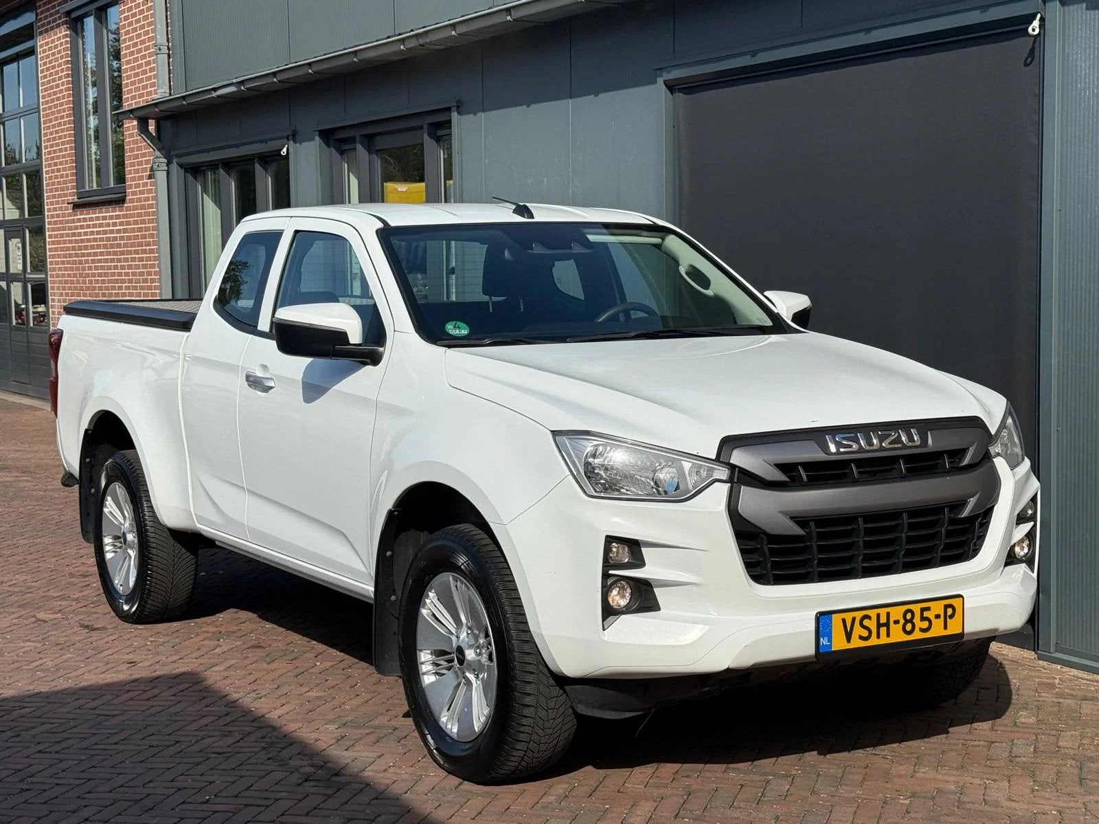 Isuzu D-max 1.9 Extended Cab LS 4WD 3500KG Trekgewicht Deale, Auto's, Automaat, 1935 kg, Gebruikt, Euro 6