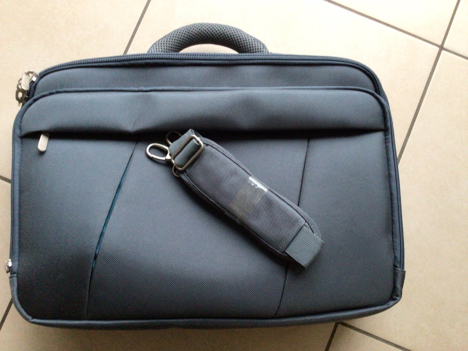 Laptoptas voor 17 inch laptop, Informatique & Logiciels, Sacoches d'ordinateur portable, Enlèvement, Comme neuf, Sac à dos
