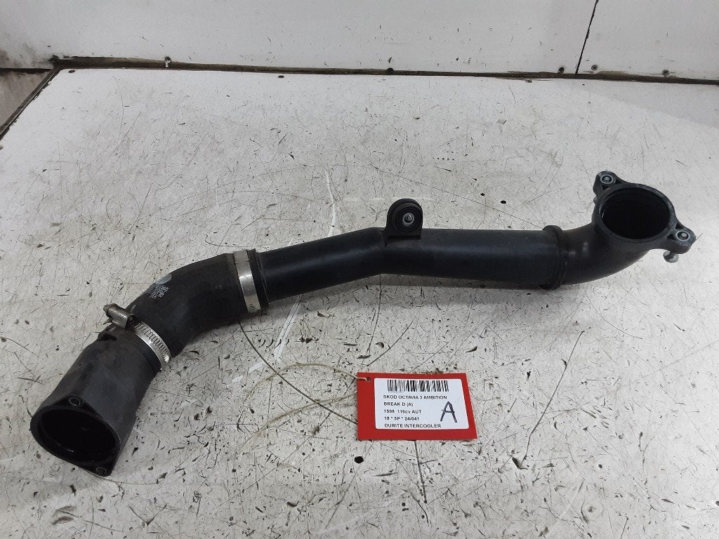 INTERCOOLER SLANG Skoda Octavia Combi (5EAC) (04L131111T), Gebruikt, Mevr. I. Hauben, Skoda, Rue de l'Espoir 34 34
4030  GRIVEGNÉE, BE