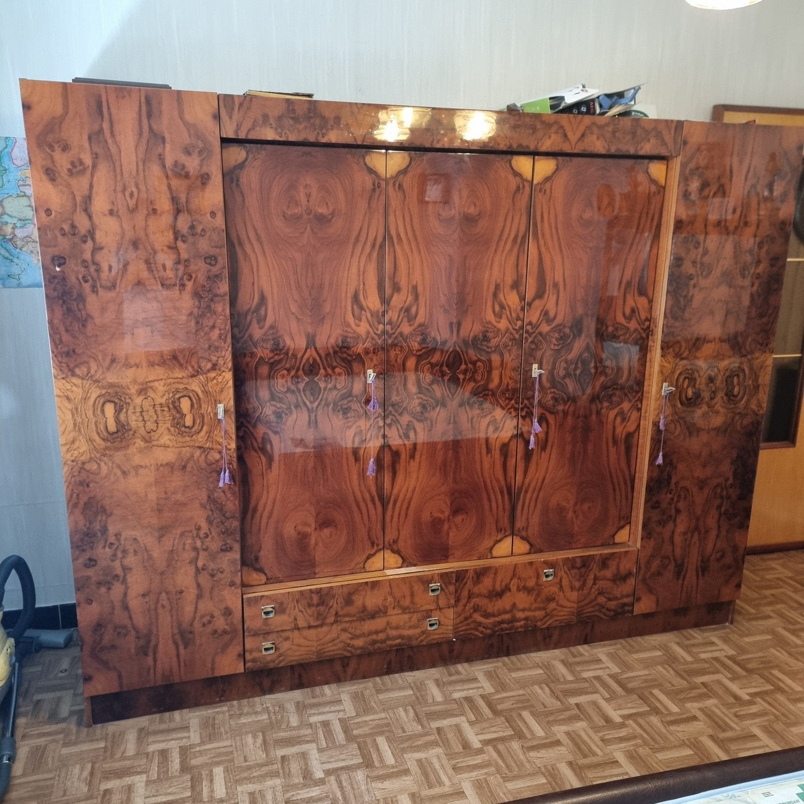 Slaapkamer nog in goede staat., Ophalen