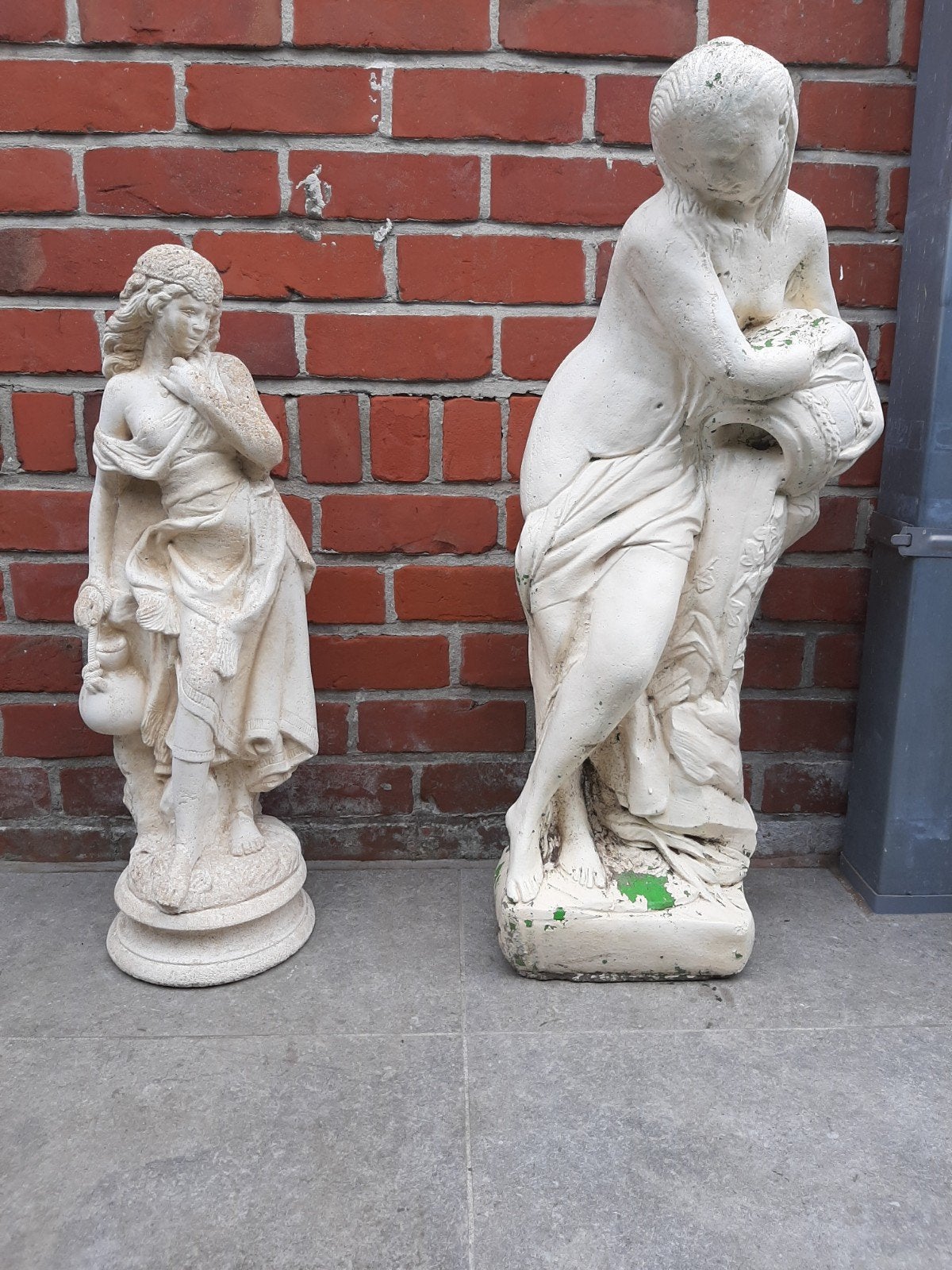 2 sculptures jardin en pierre de 68 et 82 cm . 45 € et 75 €, Enlèvement, Utilisé, Pierre, Homme