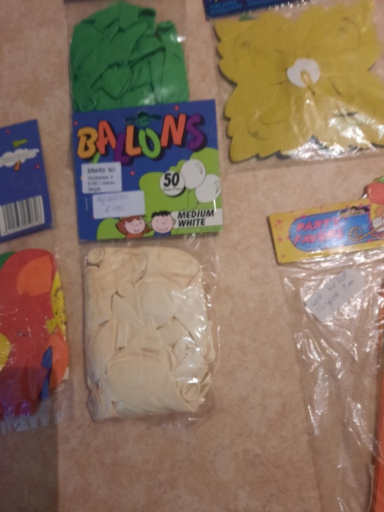 nieuwe zak met 50 witte balonnen, Hobby en Vrije tijd, Feestartikelen, Ophalen of Verzenden, Nieuw