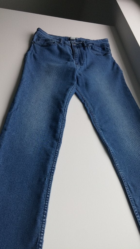 NIEUW Jeans (zachte stof) maat 36 van H&M, Kleding | Dames, H&M, Blauw, Nieuw, Ophalen of Verzenden