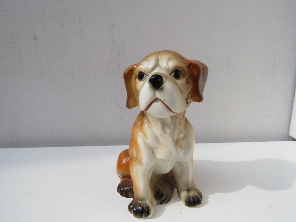 Porseleinen beeldje puppy hond boxerpup, Antiek en Kunst, Curiosa en Brocante, Ophalen of Verzenden