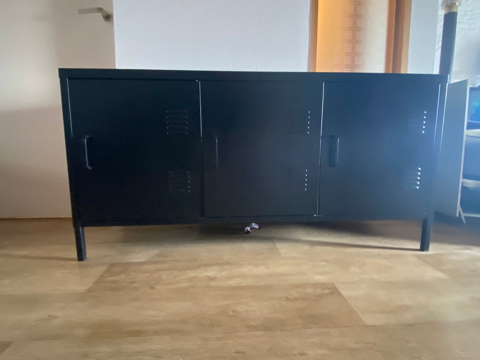 LOT:Meubles métalliques ,armoire à chaussures,, Enlèvement, Comme neuf