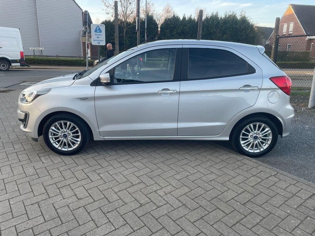 Ford Ka 1.2 benzine van 11/2019 met 90000km!, Auto's, Ford, Stof, Ka, 62 kW, 5 deurs