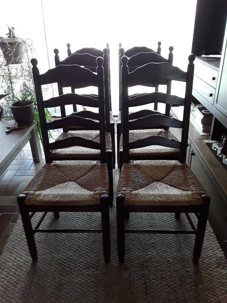 Massief eiken stoelen met  biezen., Antiek en Kunst, Ophalen
