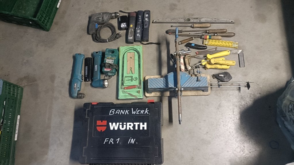 Lot handgereedschap, Bricolage & Construction, Outillage | Outillage à main, Enlèvement, Utilisé, Perceuse sans fil, Makita