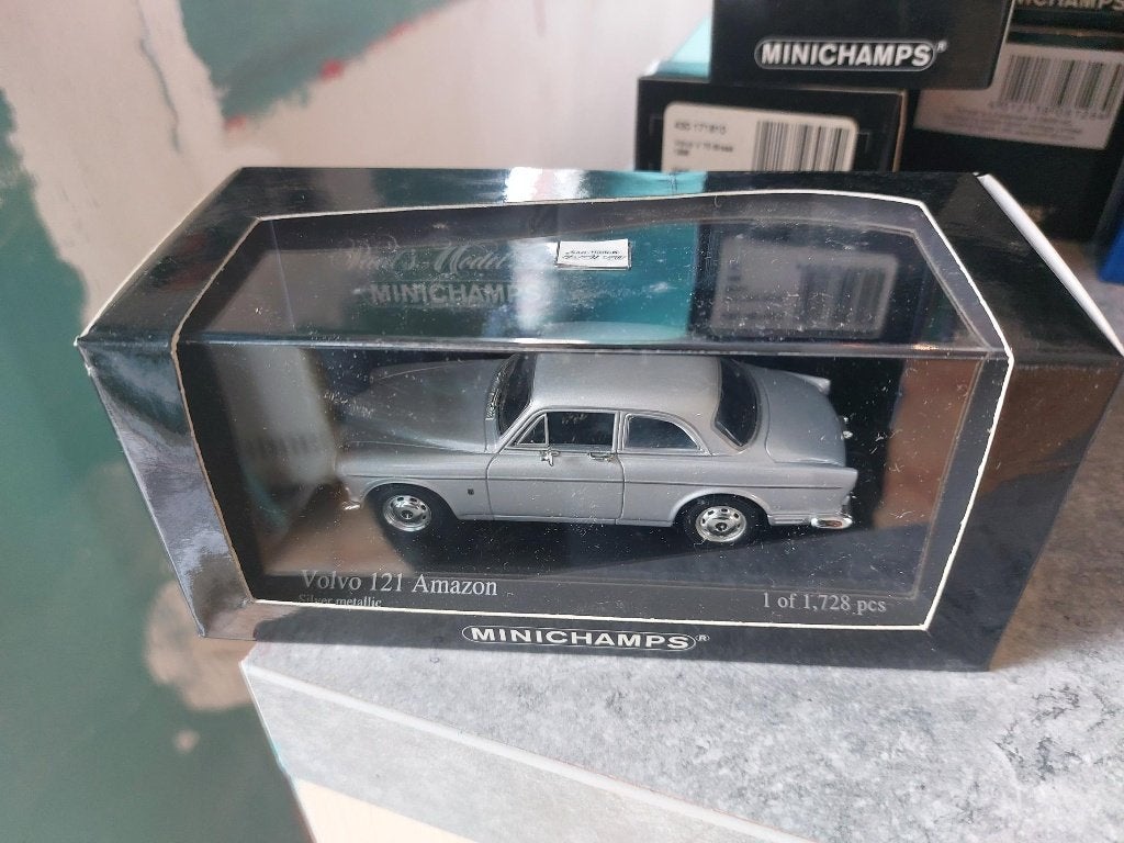 Minichamps Volvo 121 Amazon de 1966 Silver 1/43, Enlèvement ou Envoi, Neuf, Voiture, MiniChamps