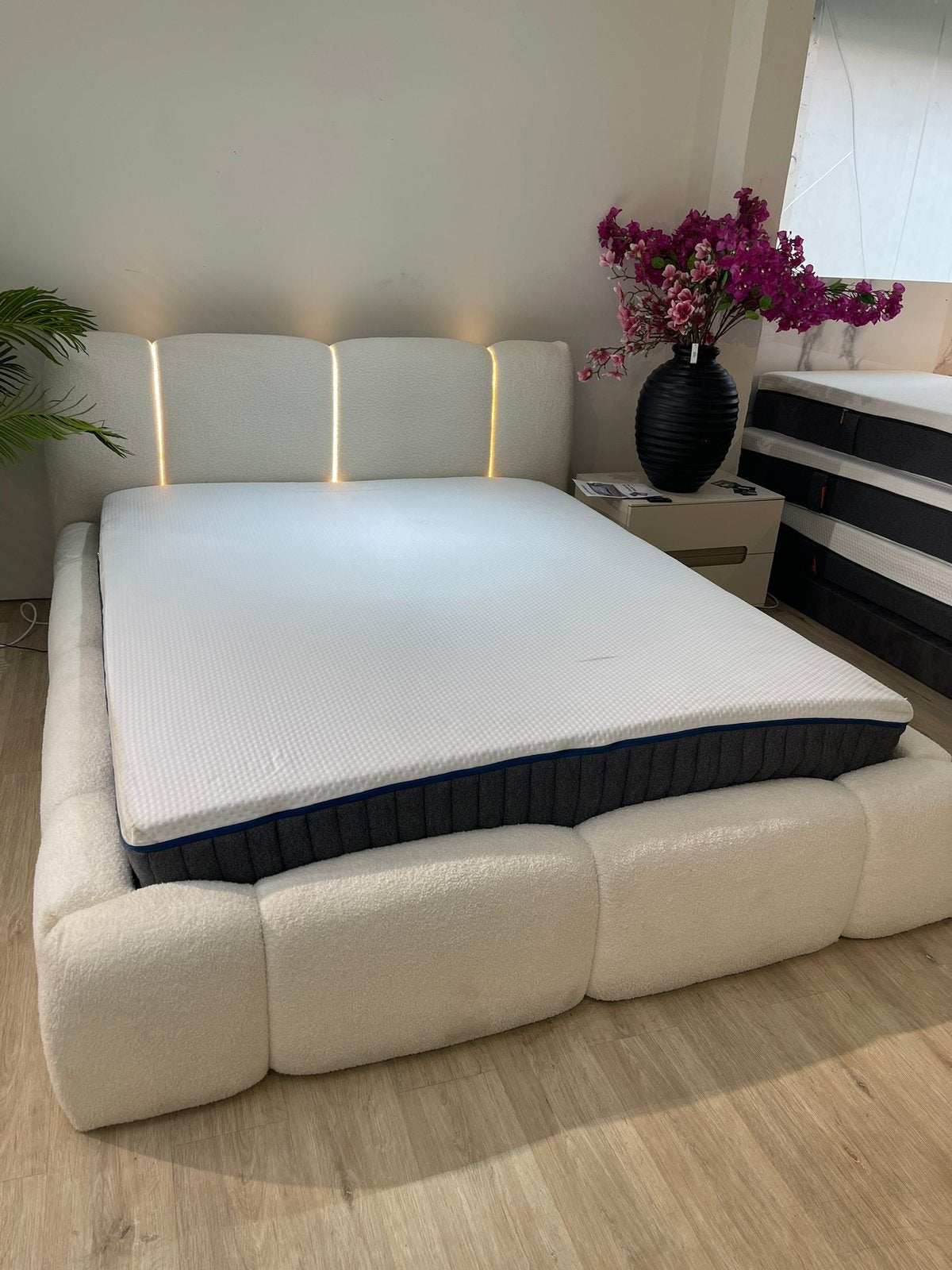 Cloud bed avec led, Enlèvement, Neuf