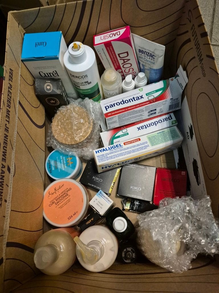 Lot verzorgingsproducten, Ophalen of Verzenden