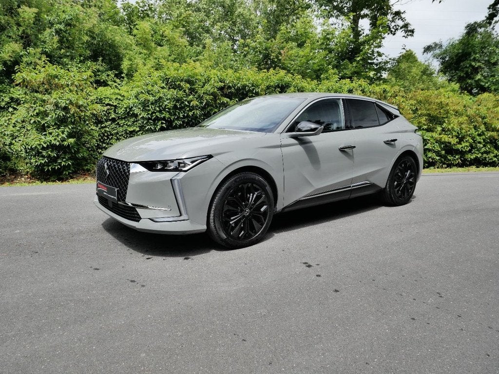 DS Automobiles DS 4 PLUG IN HYBRID 225 PK RIVOLI (bj 2023), Auto's, Euro 6, 4 cilinders, Leder, Bedrijf