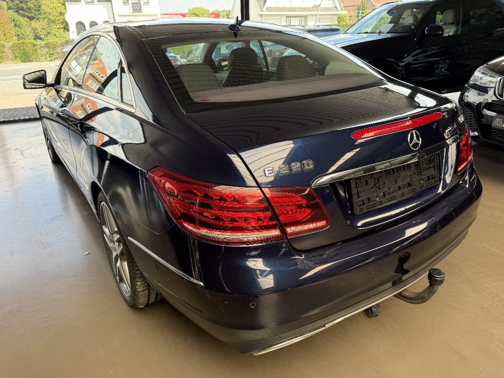 Mercedes E220 CDI Coupe*Automaat*127000km*, Autos, Mercedes-Benz, Cuir, Euro 5, Achat, https://public.car-pass.be/vhr/61f6f80b-b91e-483c-98ab-e869ba711318