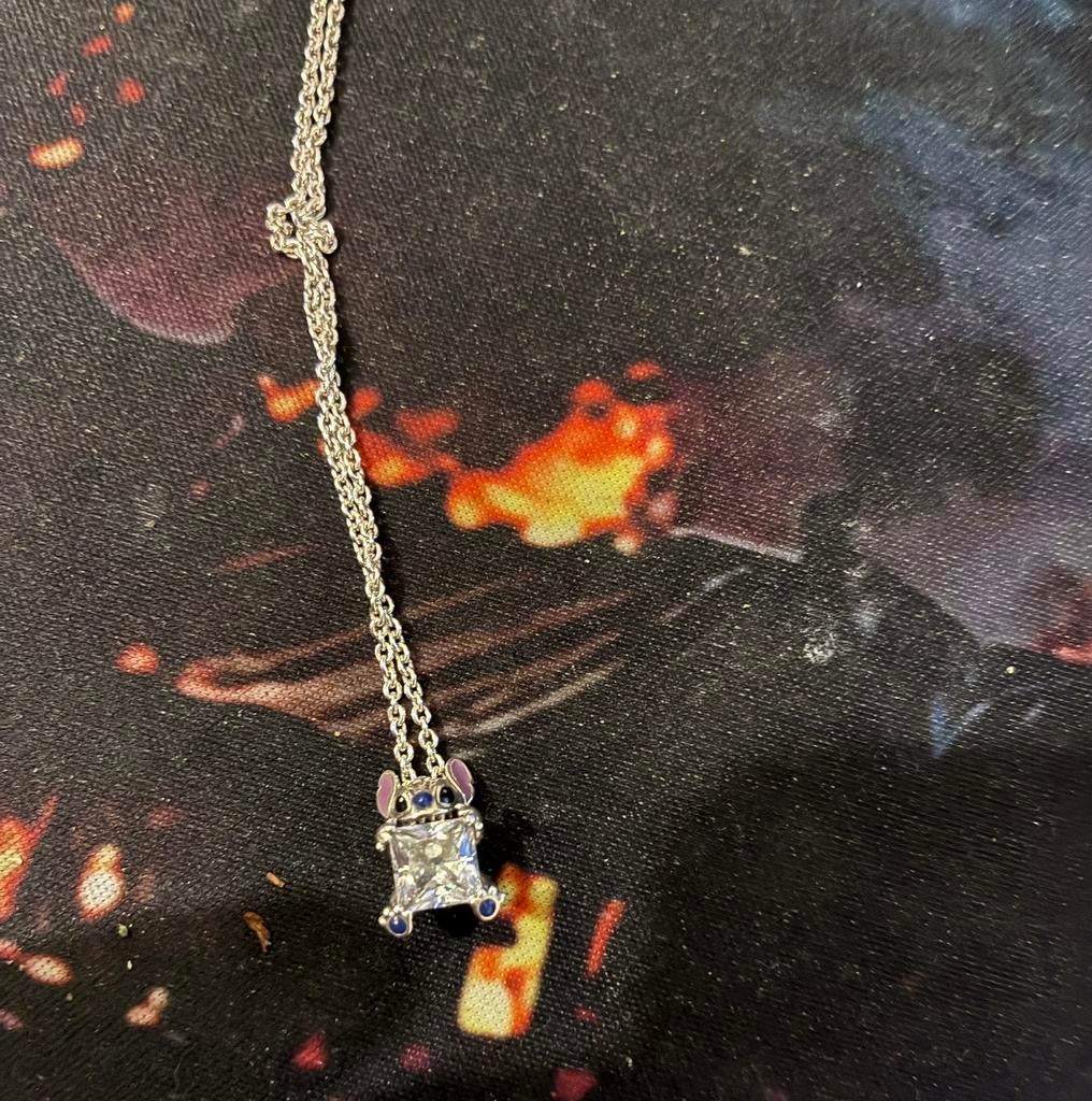 Pandora stitch, Enlèvement, Argent, Collier, Avec pierre précieuse