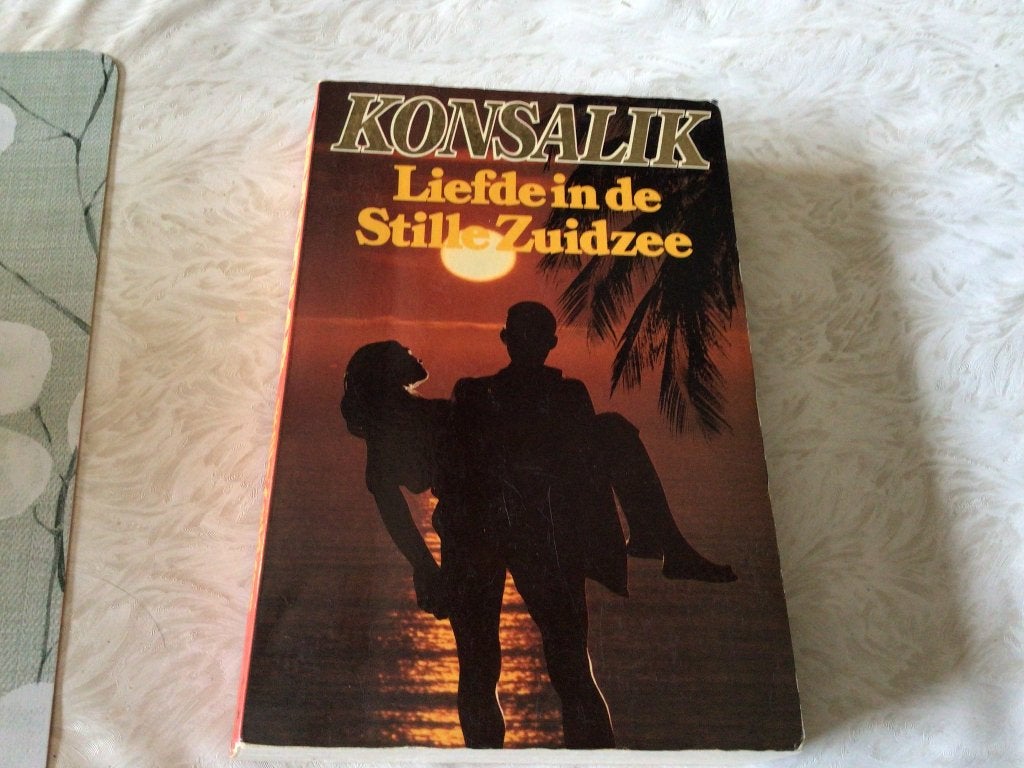 Liefde in de stille Zuidzee Konsalik, Ophalen of Verzenden