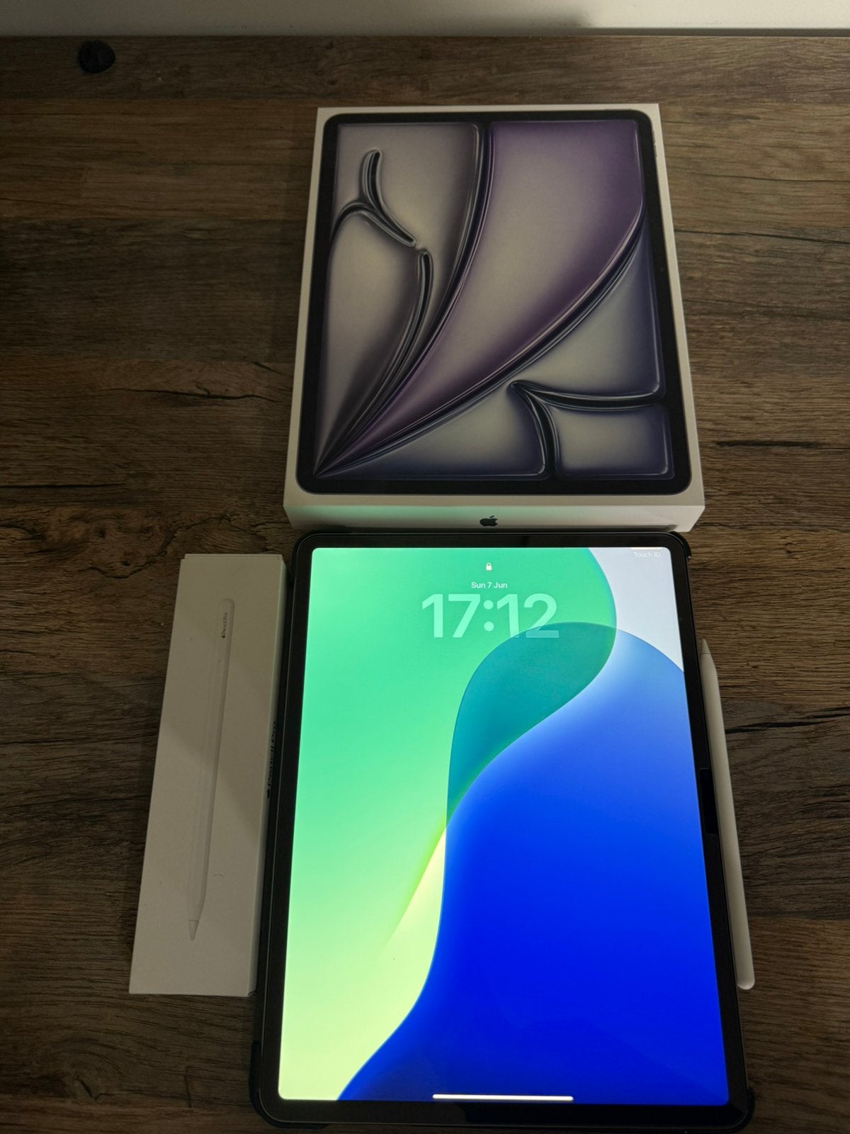 Apple iPad Air m3 13” 128gb + Apple Pencil Pro, Computers en Software, Apple iPads, Zo goed als nieuw, Apple iPad Air, Wi-Fi, 13 inch of meer