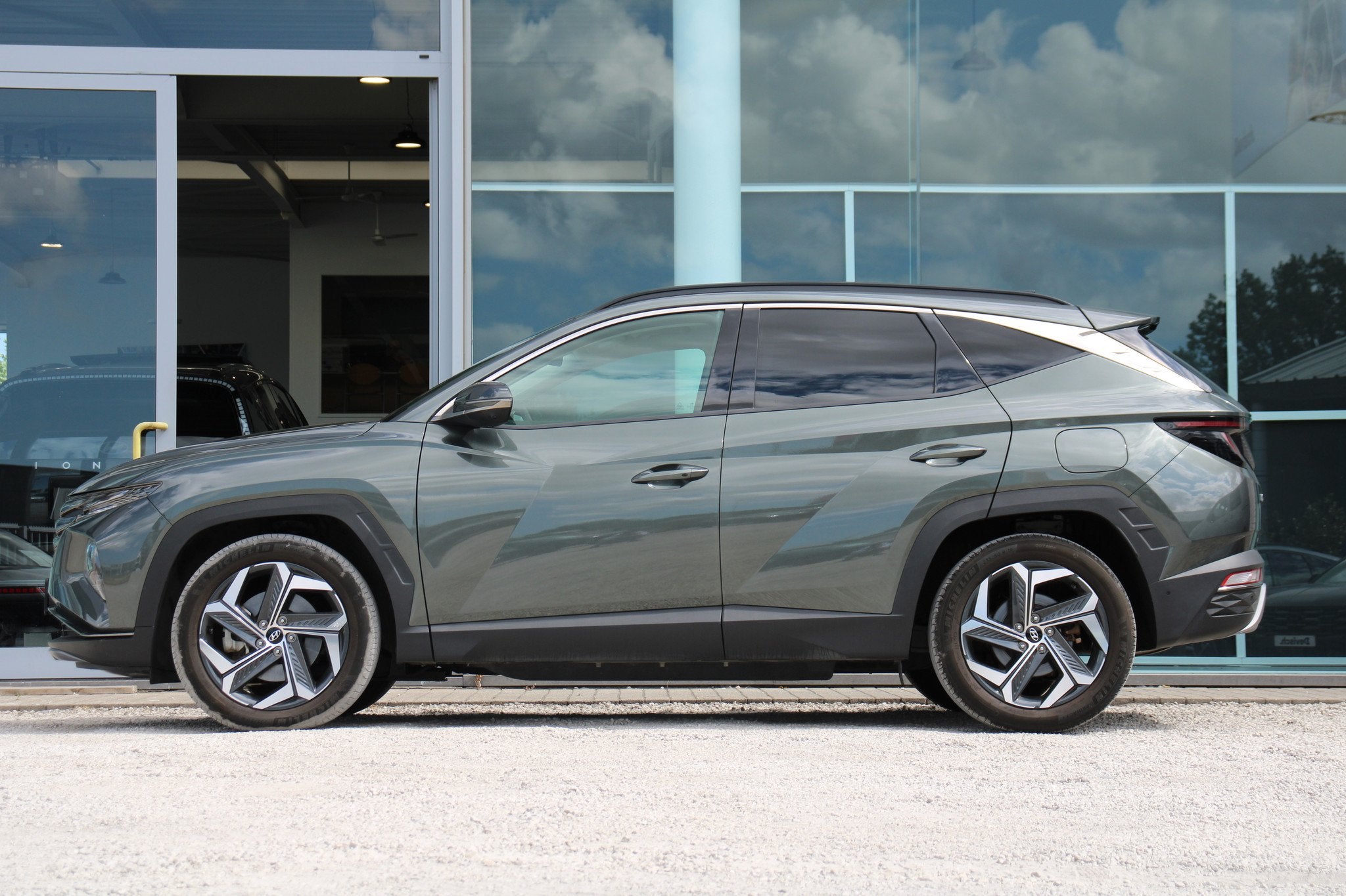 Hyundai Tucson PHEV 1.6T SHINE 265PK 4WD *FULL OPTION*, Autos, Hyundai, Cuir, Achat, Entreprise, Carnet d'entretien
