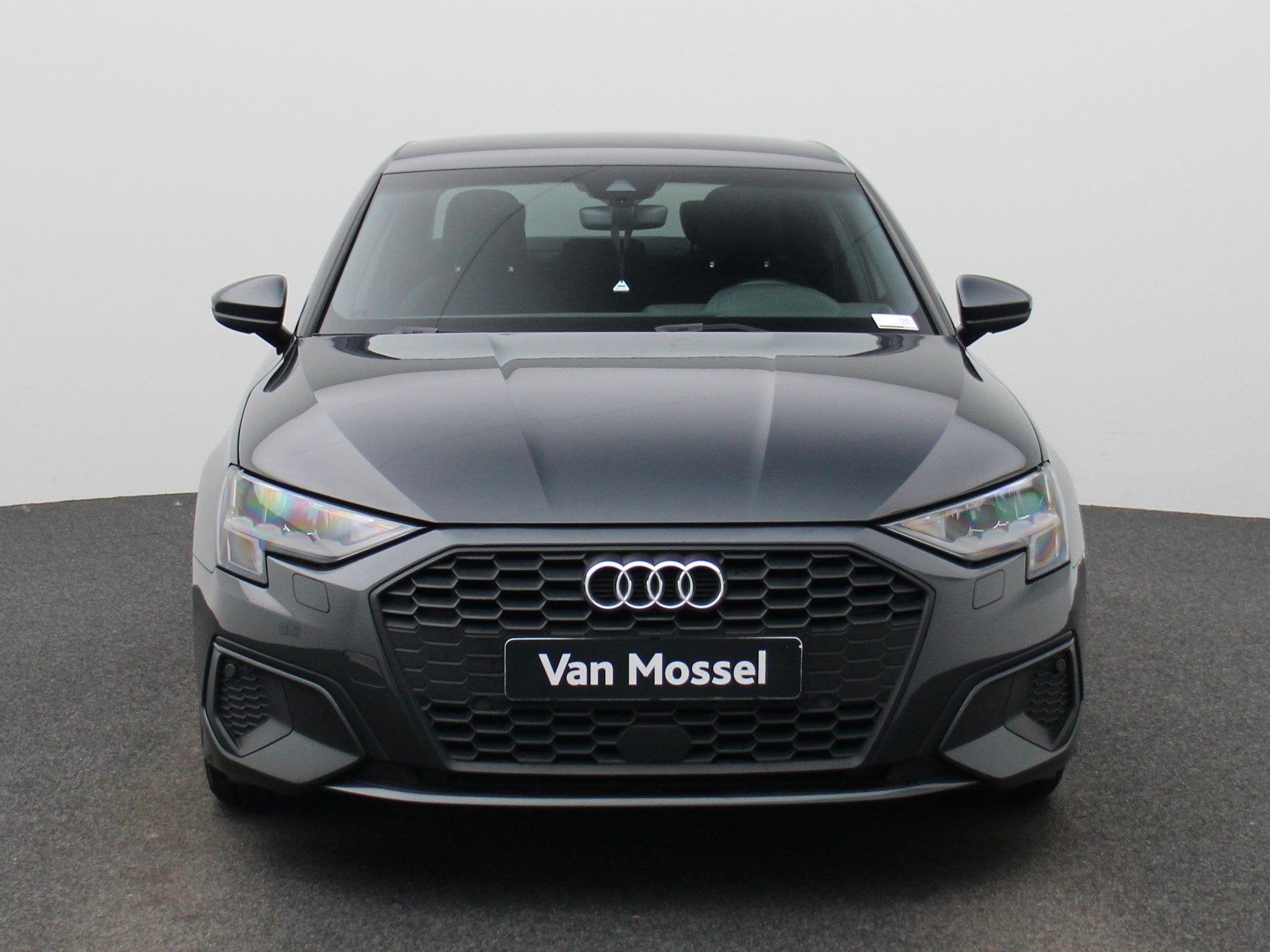 Audi A3 Berline 1.0 TFSi 30 81kW Stronic Attraction BE, 4 deurs, Stof, Automatische klimaatregeling, Bedrijf