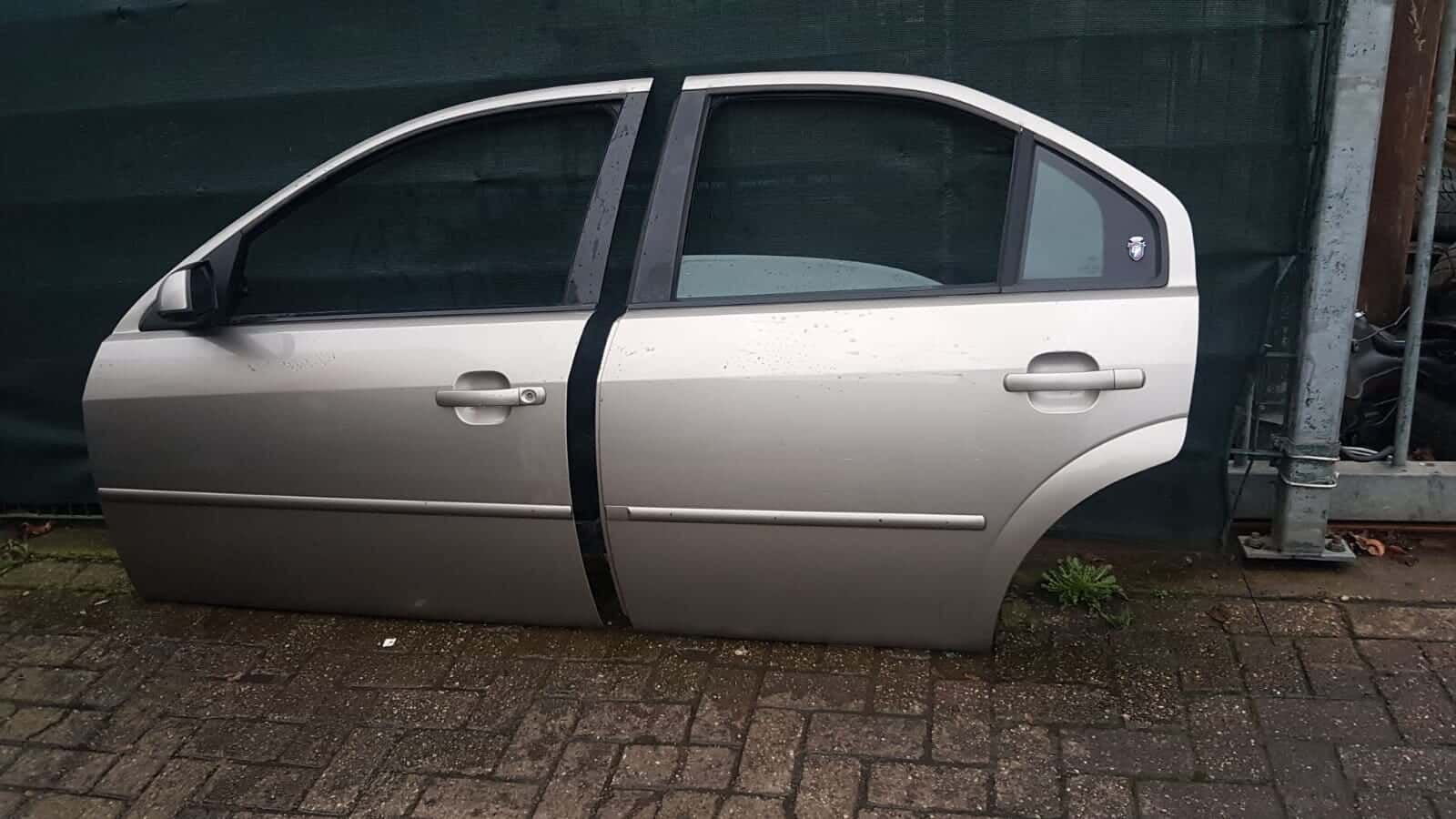 Ford Mondeo portieren lv+la bj 2001 2004, Autos : Pièces & Accessoires, -, Utilisé, Porte, -