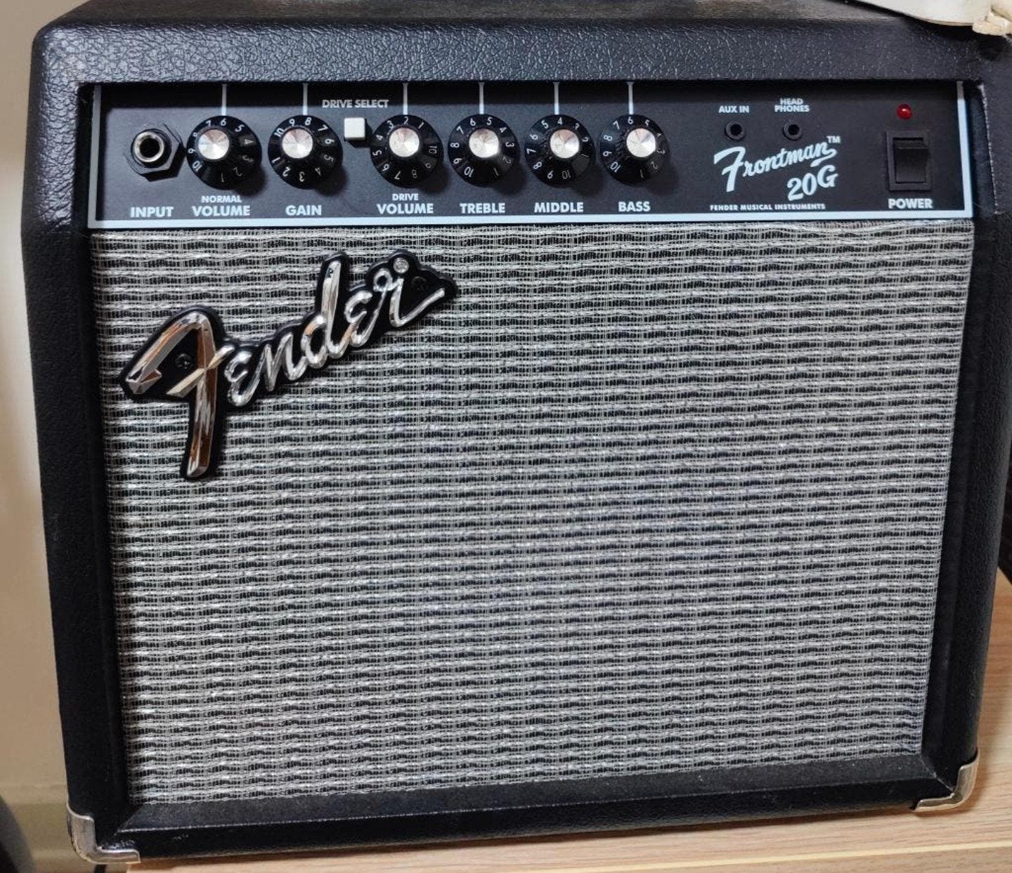 Fender frontman G20, Musique & Instruments, Enlèvement ou Envoi, Comme neuf, Guitare, Moins de 50 watts