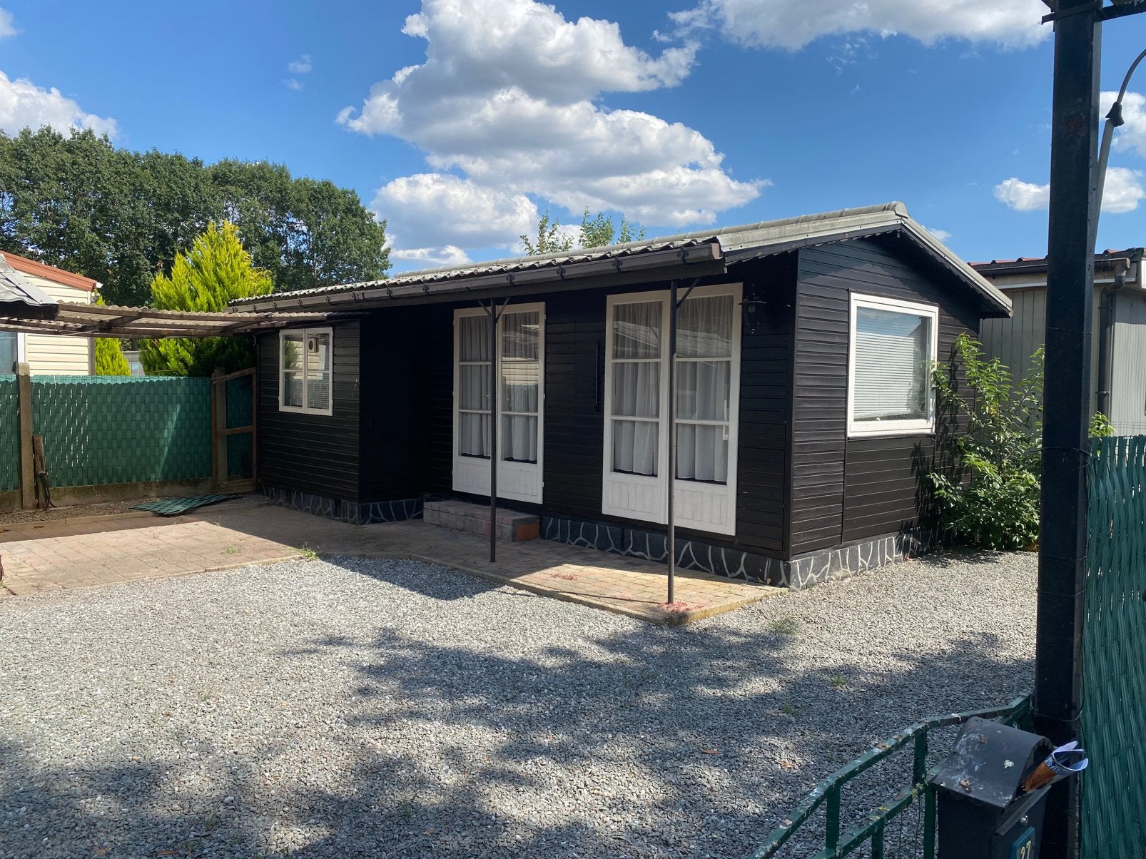 Gratis Chalet 5m60 x 3m10  ( zelf uit te breken ) !, Caravanes & Camping, Caravanes résidentielles