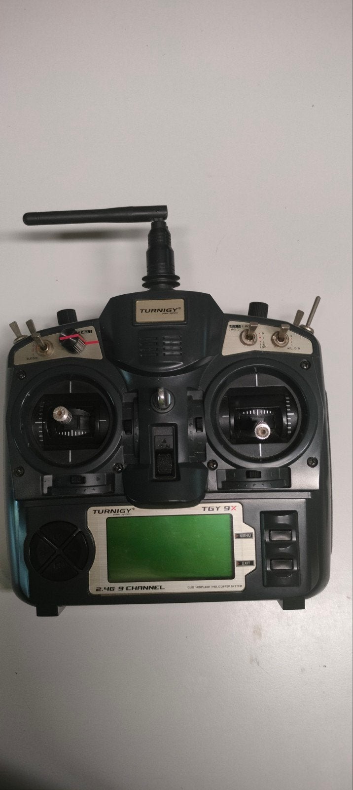 Defecte turnigy 9x V2, Hobby & Loisirs créatifs, Modélisme | Radiocommandé & Téléguidé | Avions, Ne fonctionne pas, Enlèvement ou Envoi