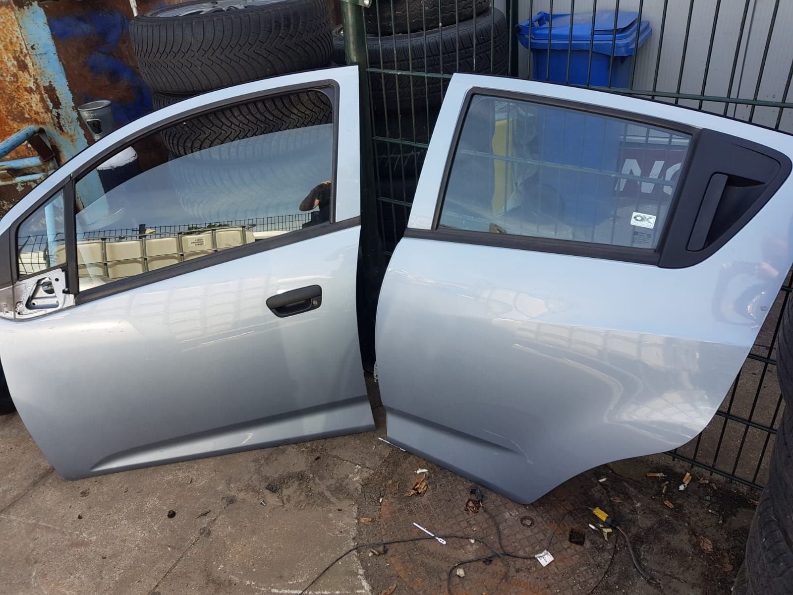 CHEVROLET SPARK PORTIEREN LV+LA  BJ 2010 TOT 2013, Gebruikt, Deur, -, Ophalen of Verzenden