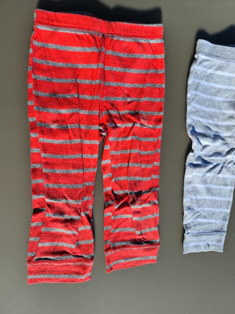 rode broek met grijze strepen 24m/92cm, Enfants & Bébés, Vêtements enfant | Taille 92, Enlèvement, Comme neuf, Pantalon