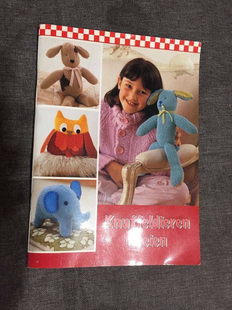 Knuffel dieren breien, Hobby en Vrije tijd, Breien en Haken, Ophalen of Verzenden, Zo goed als nieuw, Breien, Overige typen