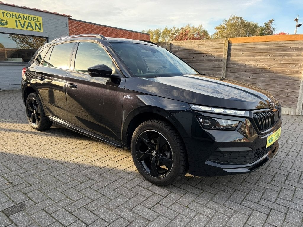 Skoda Kamiq 1.5 TSI DSG automaat Monte Carlo, Automaat, Dealer onderhouden, 1498 cc, Zwart