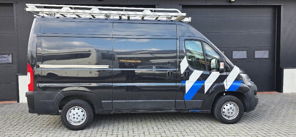 Citroen Jumper 2.2HDI 3ZIT/LICHTVRACHT/CAMERA, Voorwielaandrijving, Dealer onderhouden, Stof, Zwart