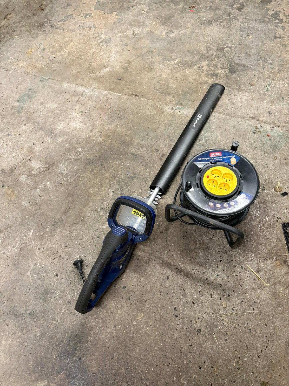 Heggenschaar en 40 m haspel elektrische kabel, Jardin & Terrasse, Enlèvement, Neuf, Électrique