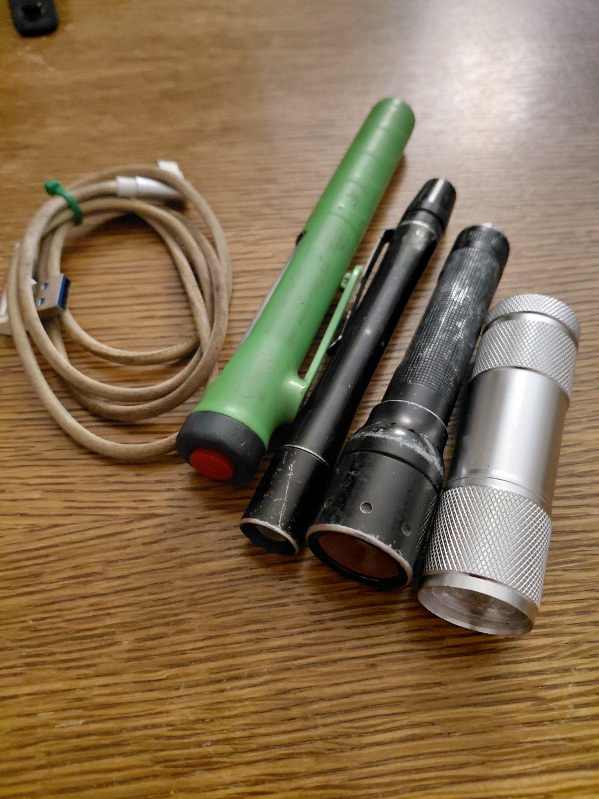 4 zaklampen, Ophalen of Verzenden, Gebruikt, Batterij