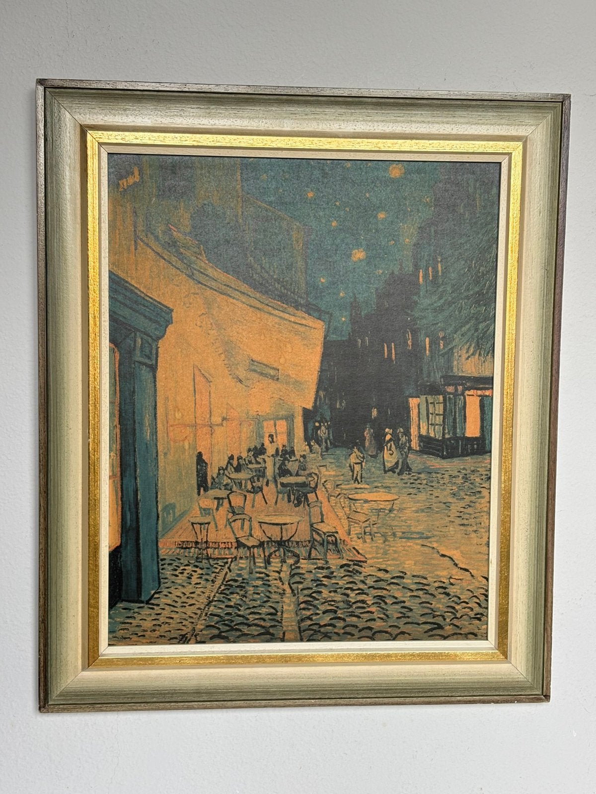 Terrasse du café Van Gogh de nuit -  vintage (52,5x62 cm), Enlèvement ou Envoi, Classique, Impression, Paysage urbain / rural