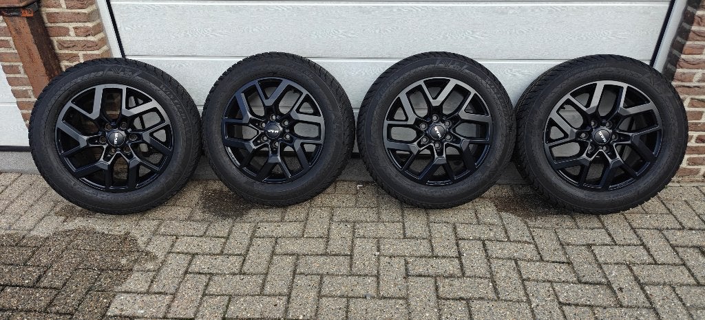 banden en velgen, Auto-onderdelen, Ophalen, Banden en Velgen, Nieuw, 17 inch