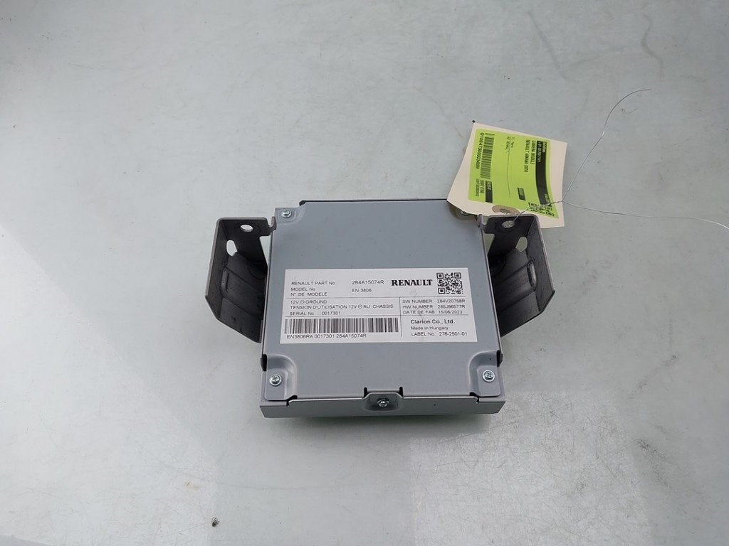 CAMERA MODULE Renault Arkana (RJLL) (|284A15074R|), Renault, Utilisé, Peter-Huppertz-Straße 5
51063  Köln, DE, Dialog.deutschland@renault.de