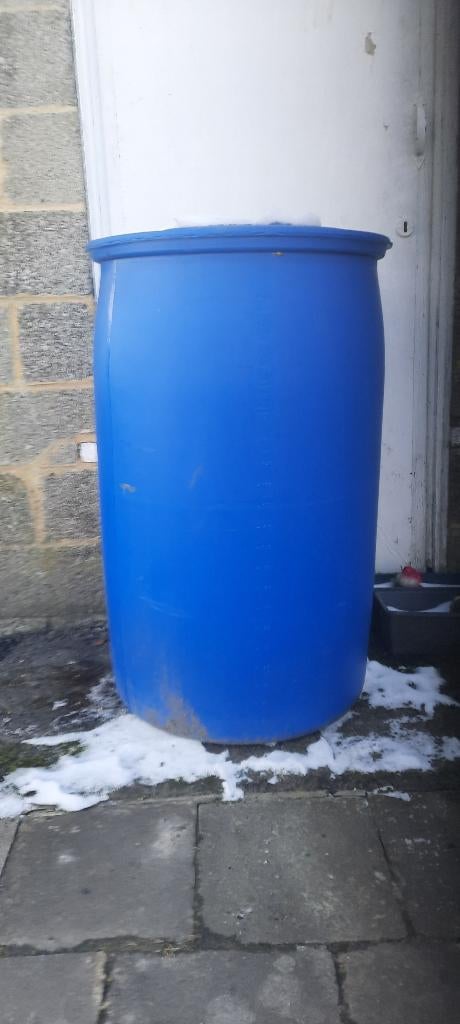tonneau 200l, Jardin & Terrasse, 150 litres ou plus, Enlèvement, Neuf, Autres matériaux