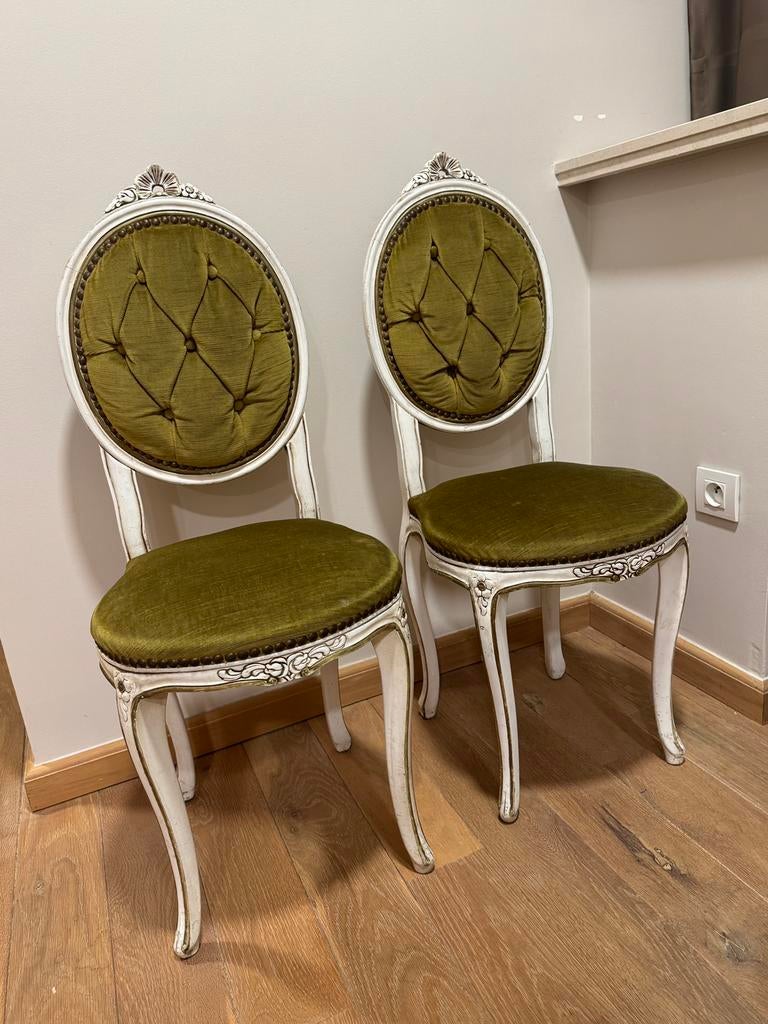 Stoelen, Enlèvement