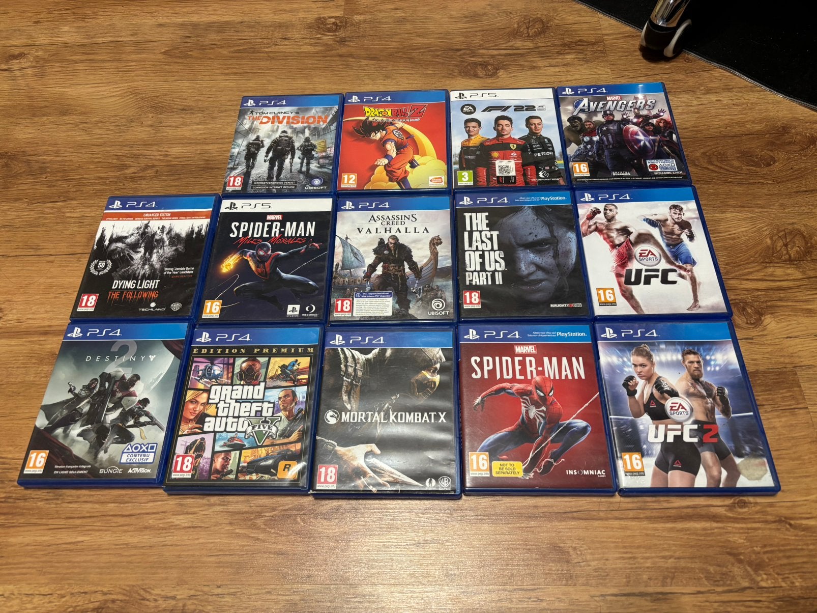 lot 14 jeux ps4 et ps5 avec boite et cd, Enlèvement, Comme neuf