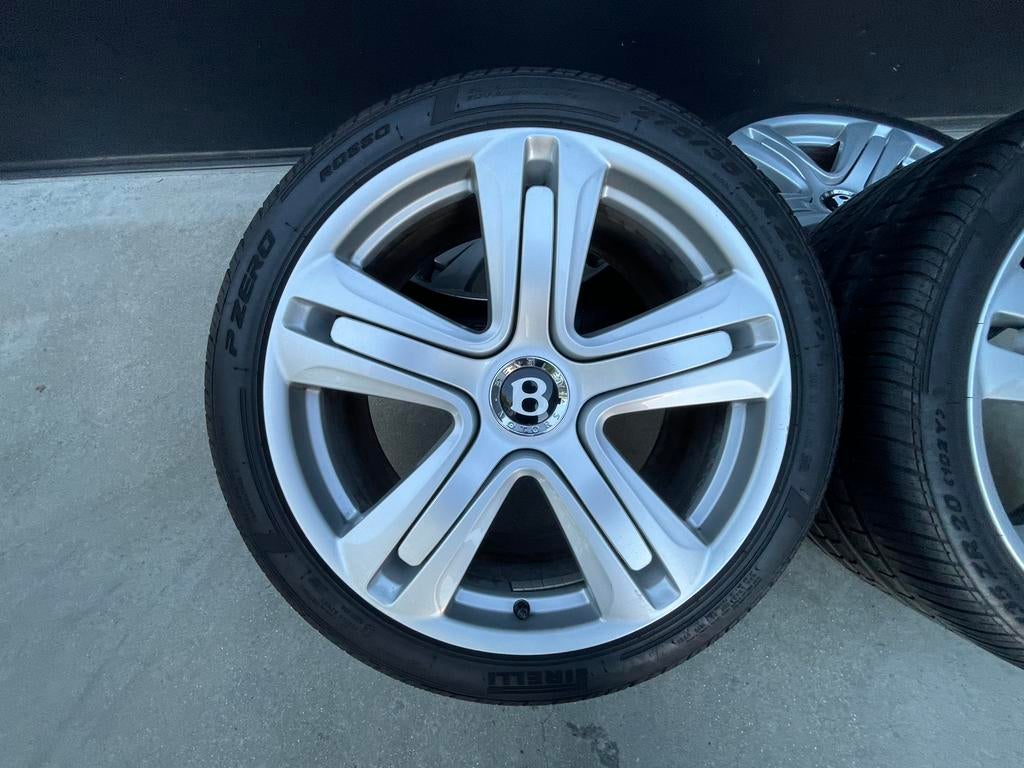 Jantes Bentley 20 pouces 5x112  pneus Pirelli — comme neuves, Pneus été, Pneu(s), Enlèvement, 20 pouces