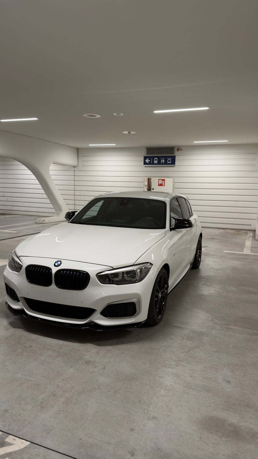 Bmw 120i pack m 10/2018, Auto's, 1 Reeks, Wit, Leder, 5 deurs