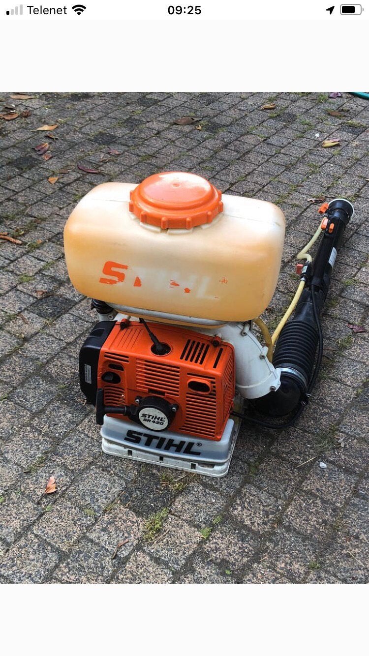 STIHL RUGSPROEIER . STIHL SR420 Kan ook als bladblazer, Enlèvement, Comme neuf