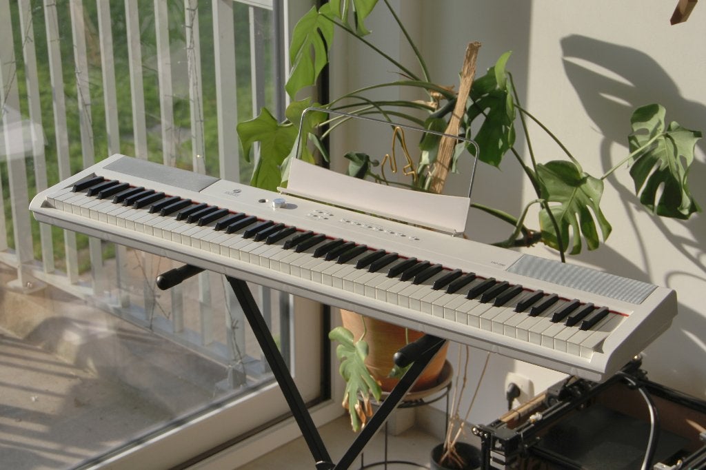 Fazley Digital Piano + extras, Muziek en Instrumenten, 88 toetsen, Zo goed als nieuw, Aanslaggevoelig, Ophalen