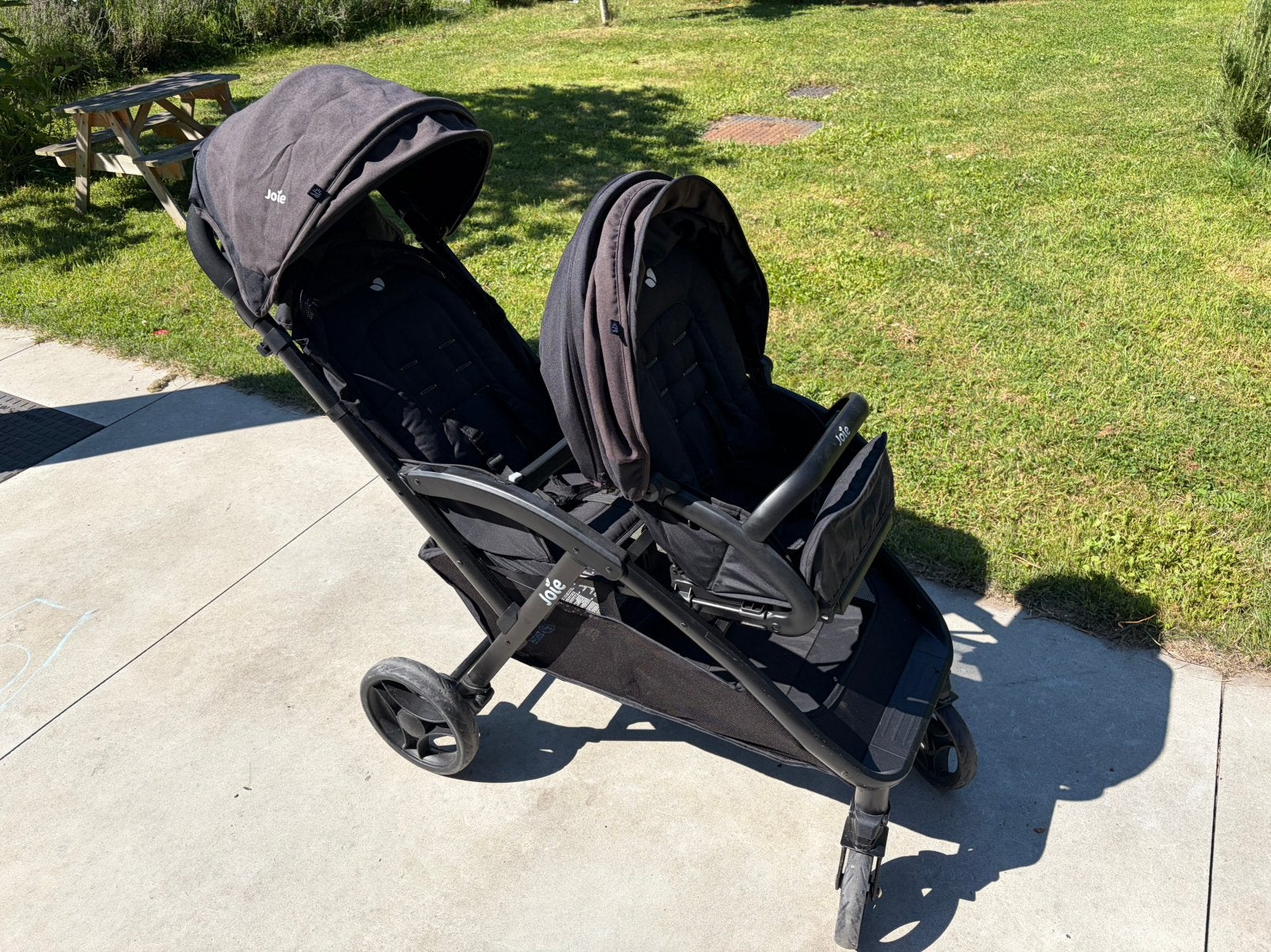 Duo Buggy merk joie, Ophalen, Zo goed als nieuw