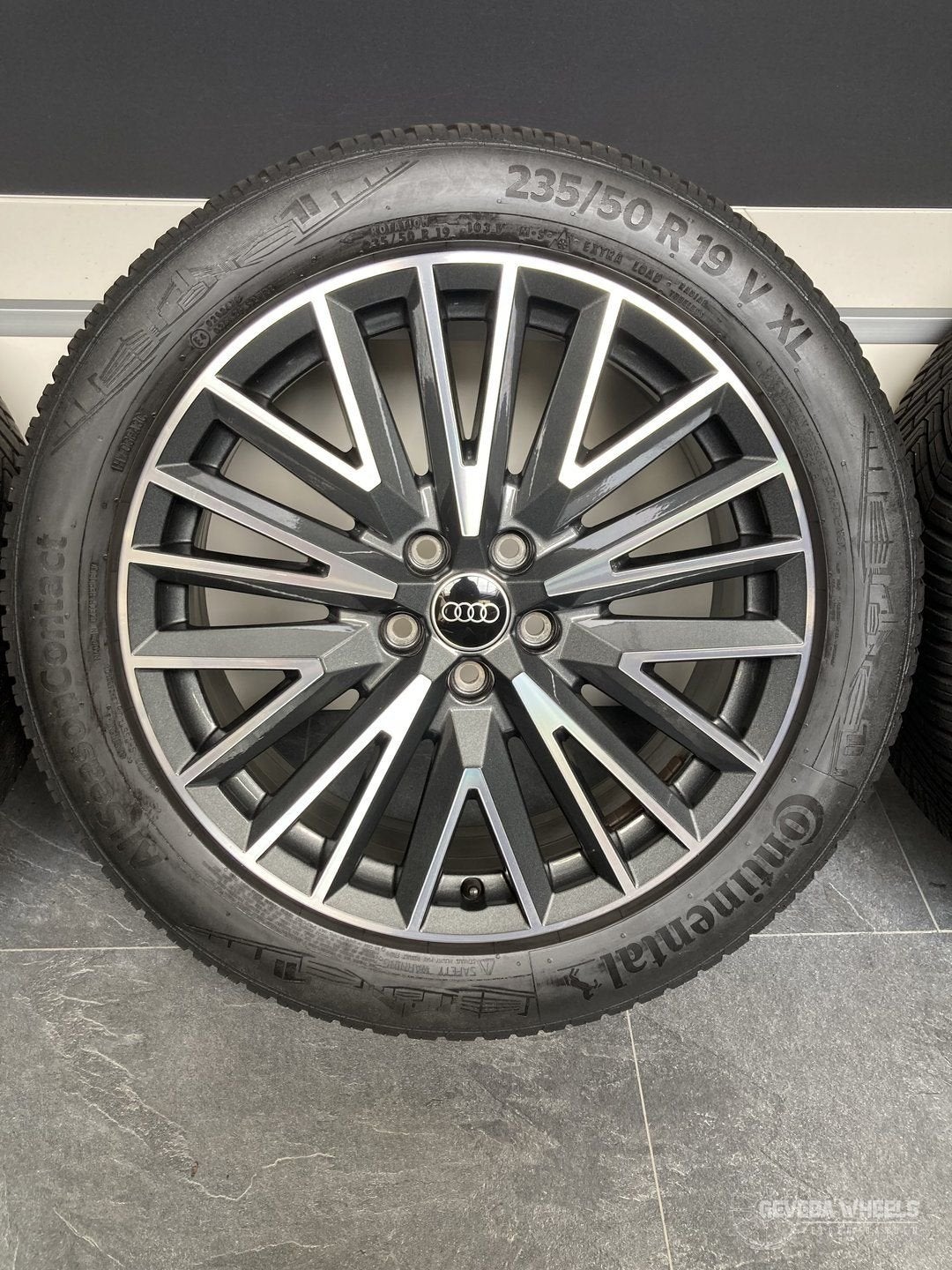 19” originele Audi Q3 F3 velgen + allseason banden 5x112 83A, Auto-onderdelen, Banden en Velgen, 19 inch, Gebruikt, -, -