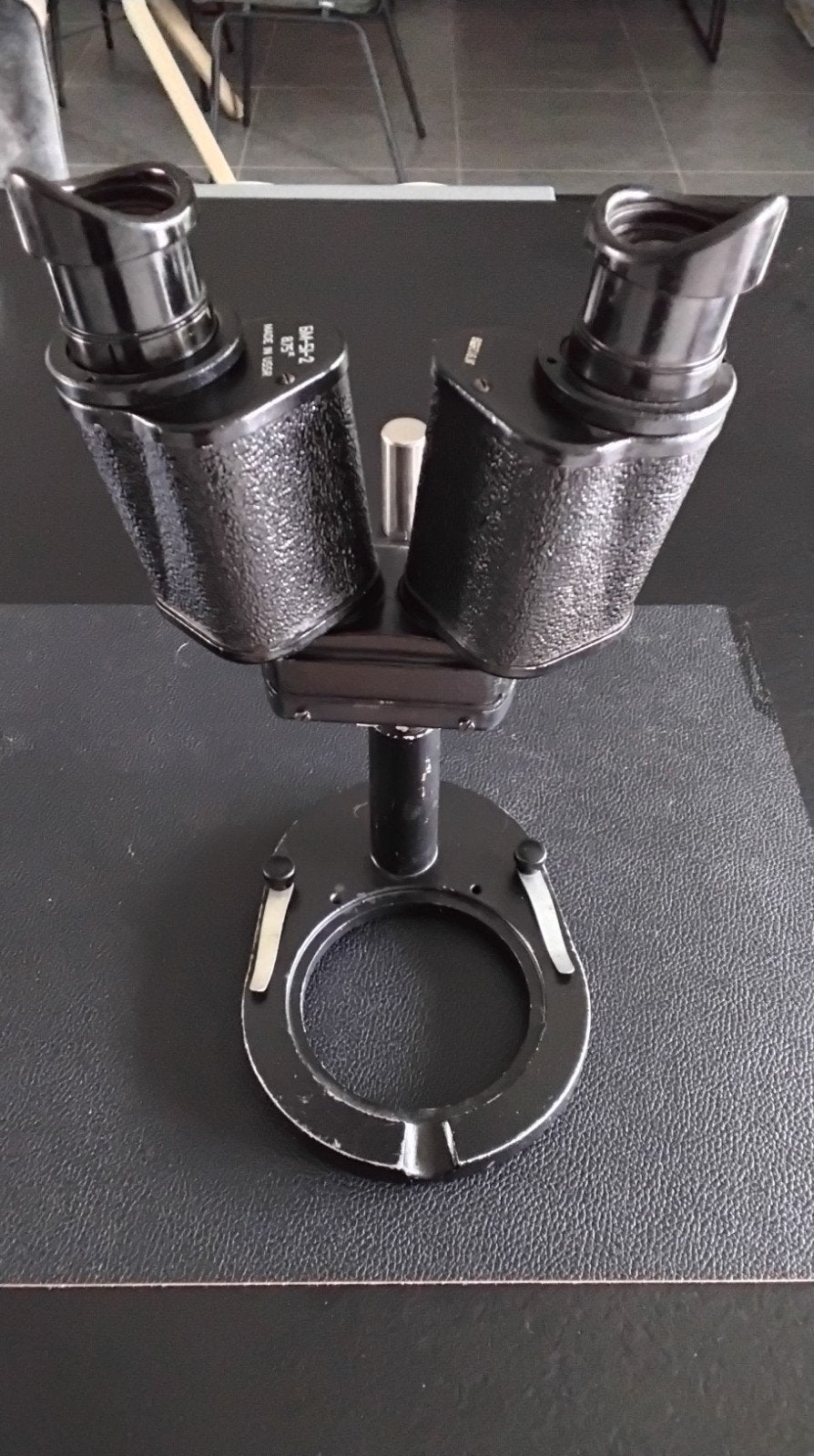 MICROSCOPE STÉRÉO VINTAGE BM-51-2 FABRIQUÉ EN URSS, Enlèvement ou Envoi